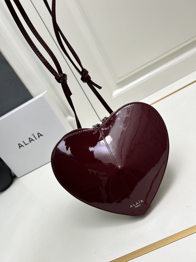 Alaia Round Bags